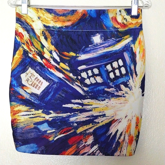 Her Universe Doctor Who Exploding Tardis Mini Skirt - Picture 2 of 3